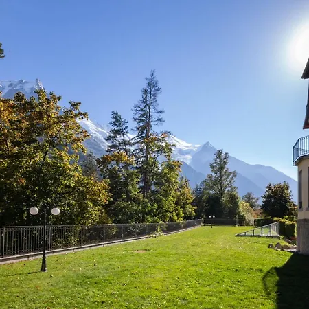 Sleeps 6 * Шамони