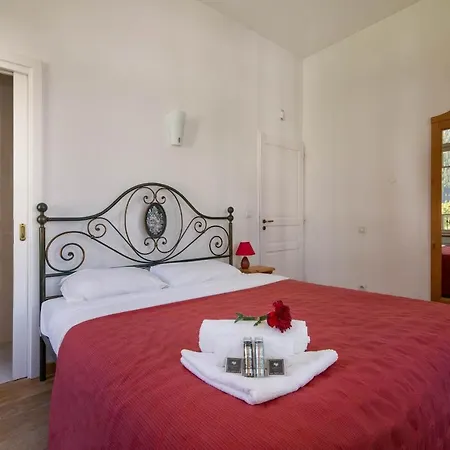 Sleeps 6 * Шамони