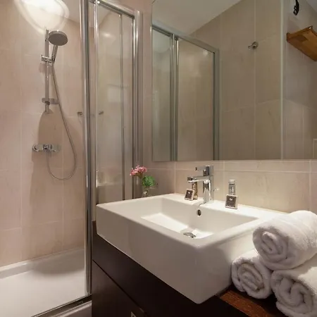 Sleeps 6 Apartament *